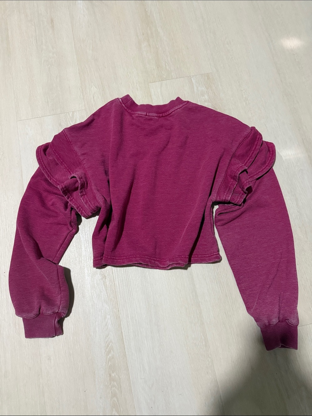 7 For All Mankind Cropped Ruffle Sweatshirt size XS - Picture 4 of 4